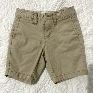 Boys 3T old navy shorts